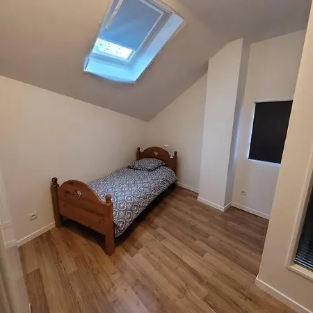 F3 De 60m² A 20 Minutes De Paris. *